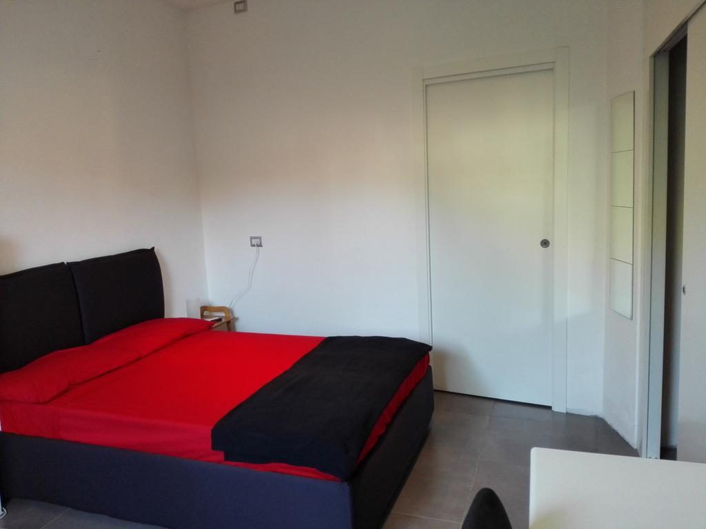B&B Rosa Blu Комо Номер фото