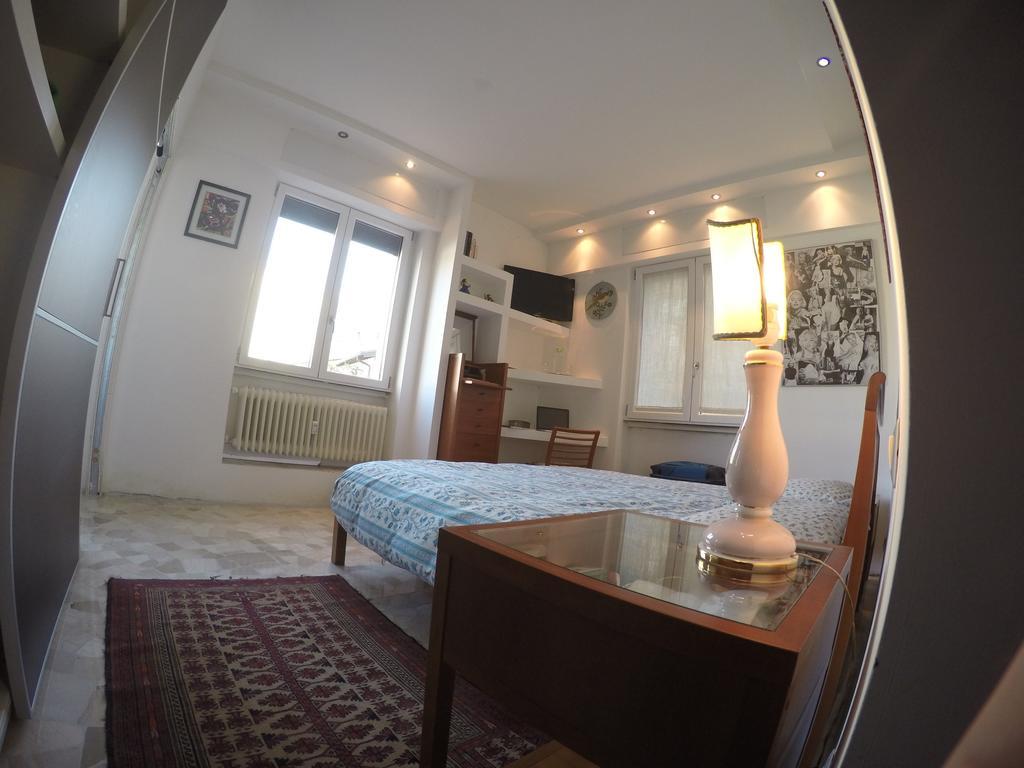 B&B Rosa Blu Комо Номер фото