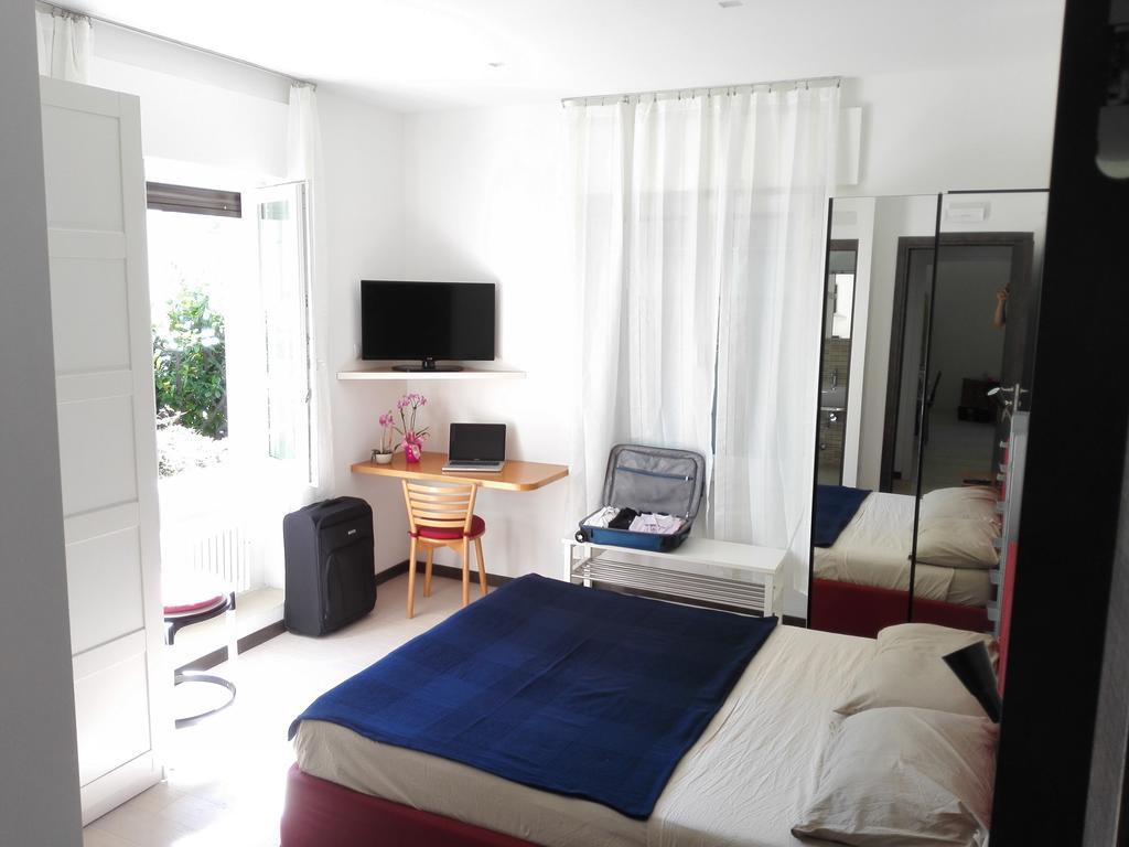 B&B Rosa Blu Комо Экстерьер фото